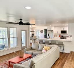112 Killian Point