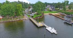 225 Porth Circle