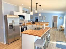207 B&R Shores